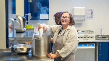 Page 2 contents Medium